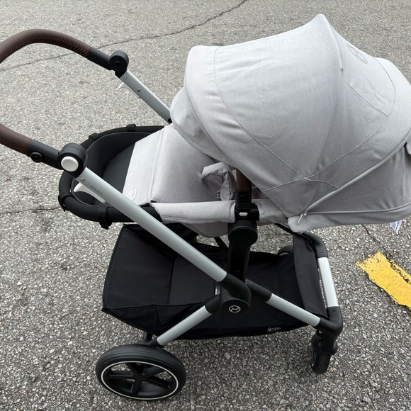 cybex - Picture 3 of 10